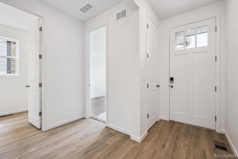 6596 N Nepal St, Aurora, CO 80019
