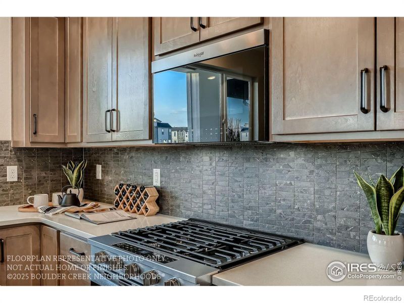 16639 Promenade Ln, Broomfield, CO 80023