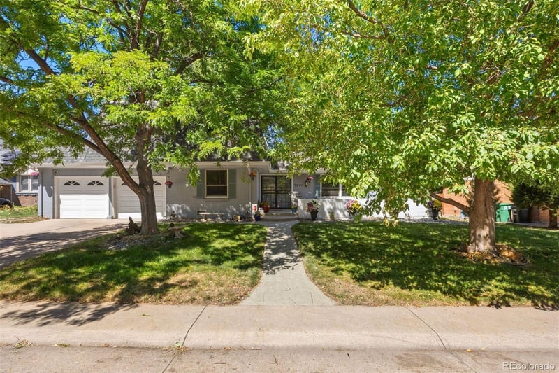 3241 S Krameria St, Denver, CO 80222