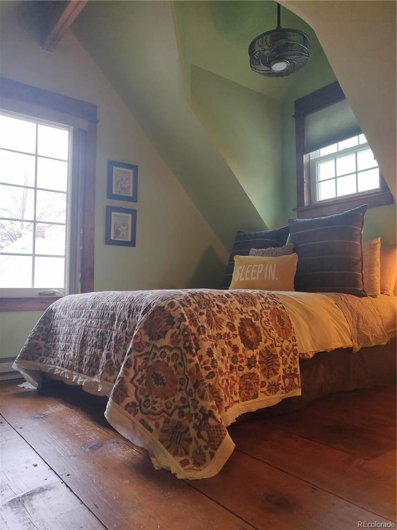 905 Alta St, Longmont, CO 80501