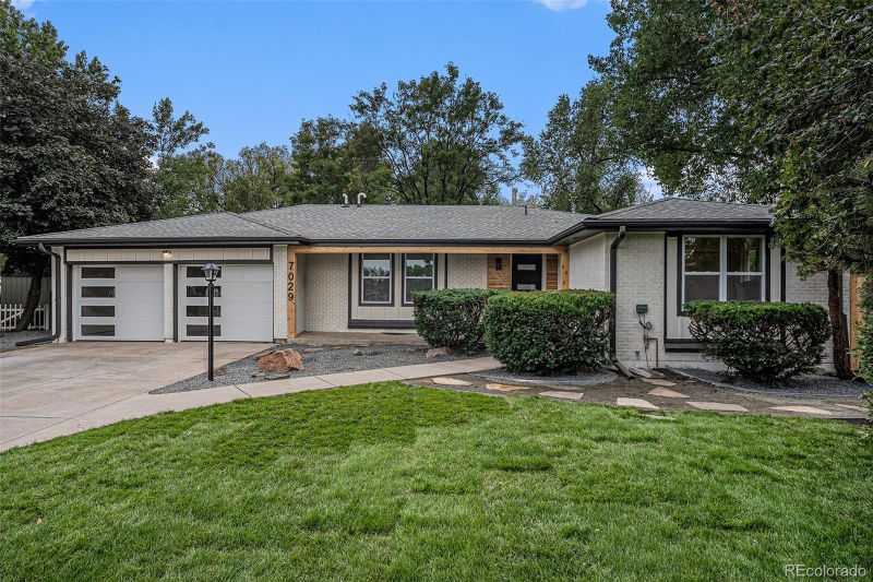 7029 Van Gordon Ct, Arvada, CO 80004