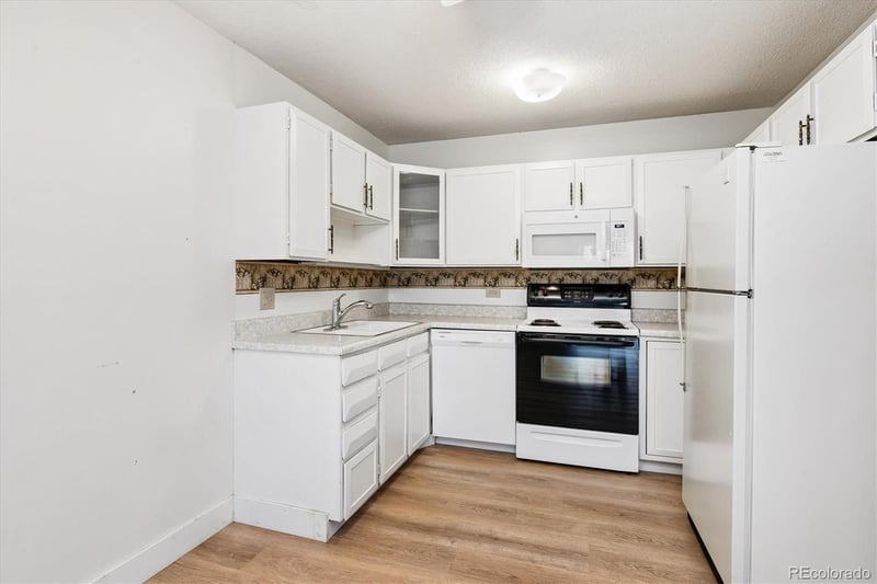350 S Clinton St #12A, Denver, CO 80247