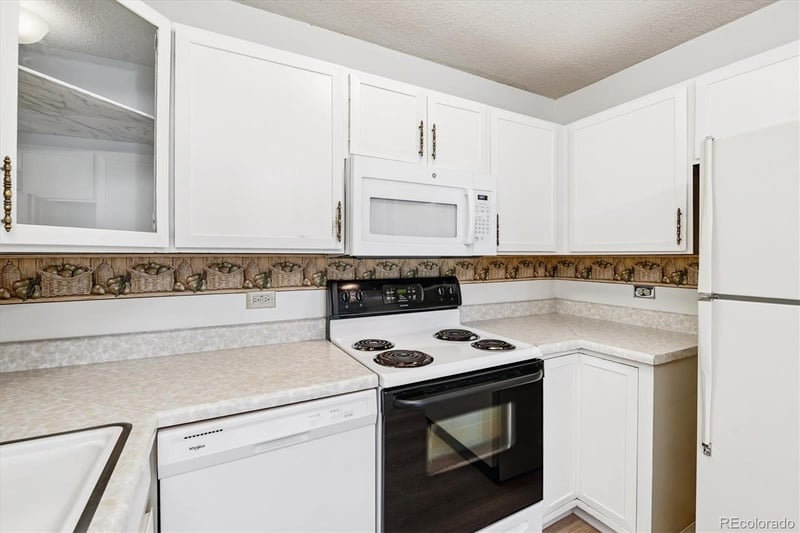 350 S Clinton St #12A, Denver, CO 80247