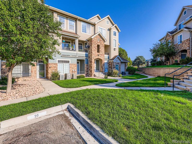 488 Black Feather Loop #209, Castle Rock, CO 80104
