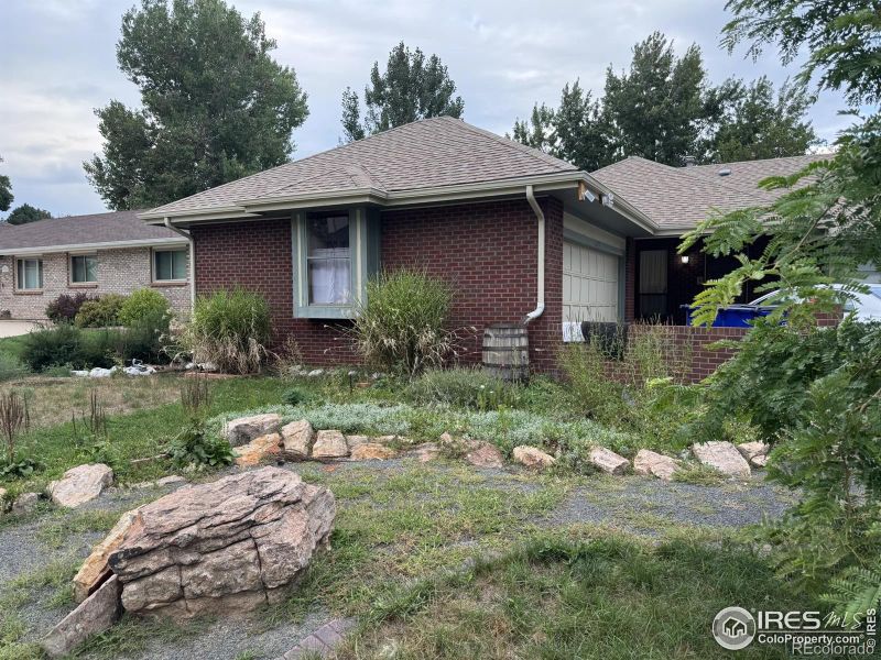 3328 34th Ave Ct, Greeley, CO 80634