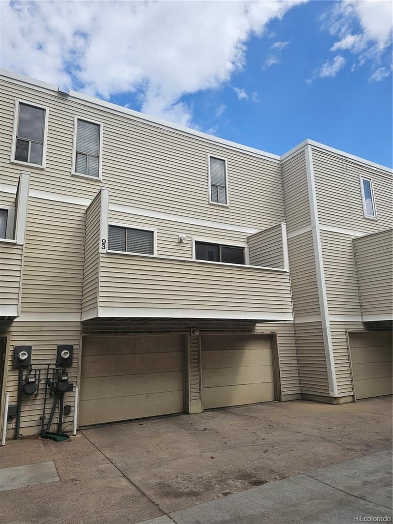 1050 S Monaco Pw #93, Denver, CO 80224