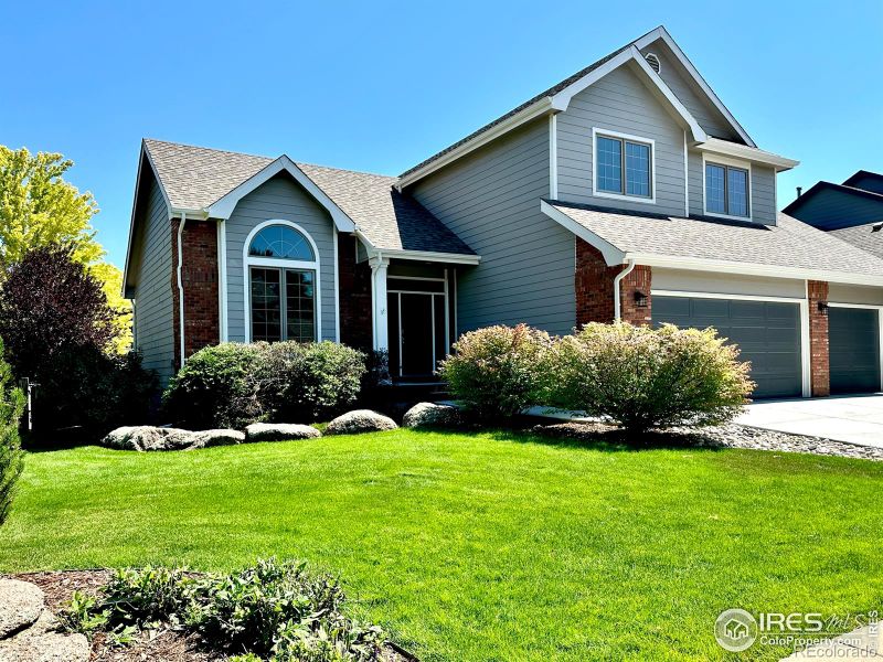 5702 Falling Water Dr, Fort Collins, CO 80528