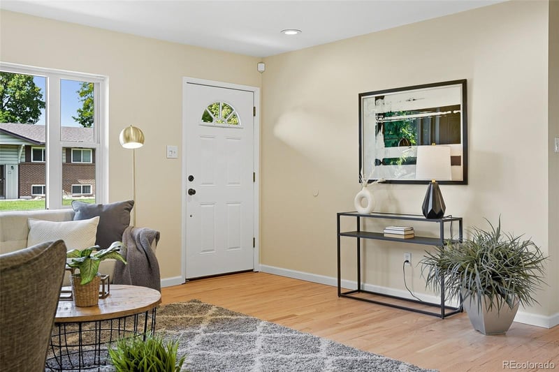 2690 S Newport St, Denver, CO 80224