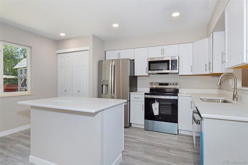 1133 Peterson Rd, Colorado Springs, CO 80915