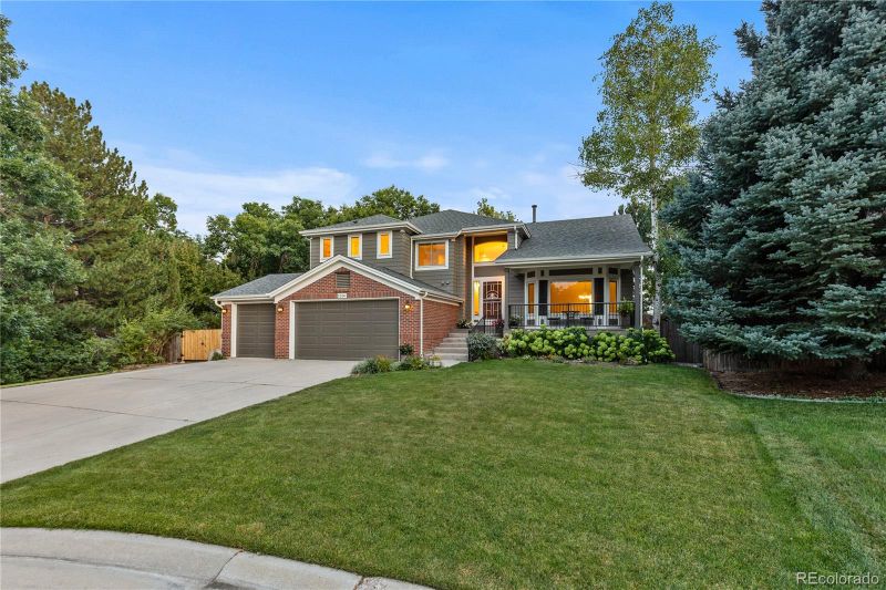 5204 W Bowles Pl, Littleton, CO 80123