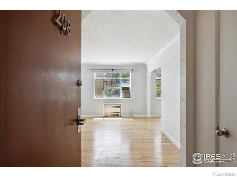 1130 N Pennsylvania St #208, Denver, CO 80203