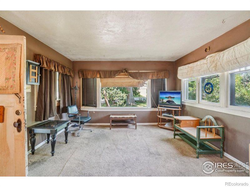 1444 Bowen St, Longmont, CO 80501