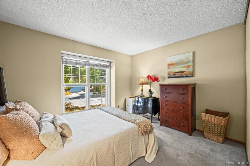 19543 E Amherst Dr, Aurora, CO 80013
