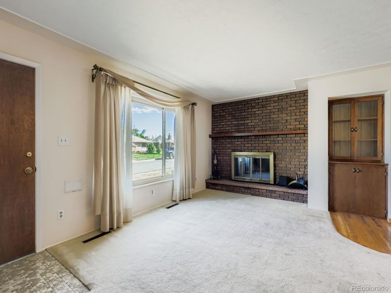 5680 E 67th Ave, Commerce City, CO 80022