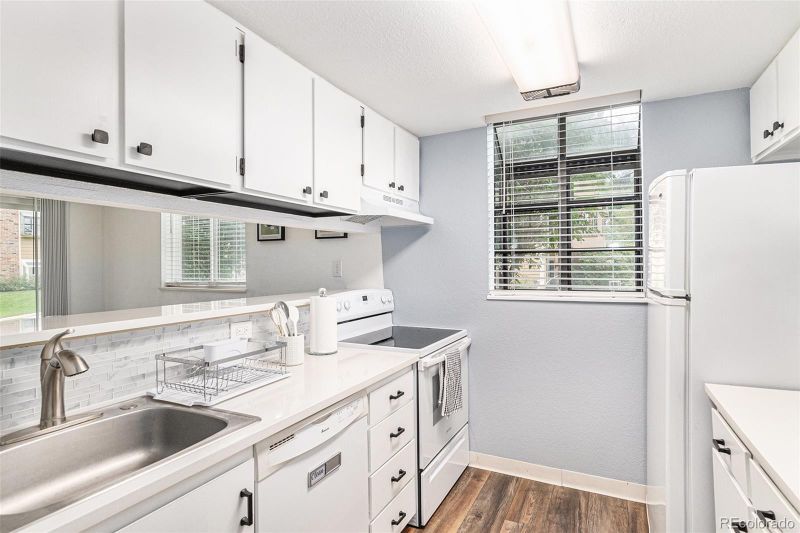 3051 S Ursula Cir #102, Aurora, CO 80014