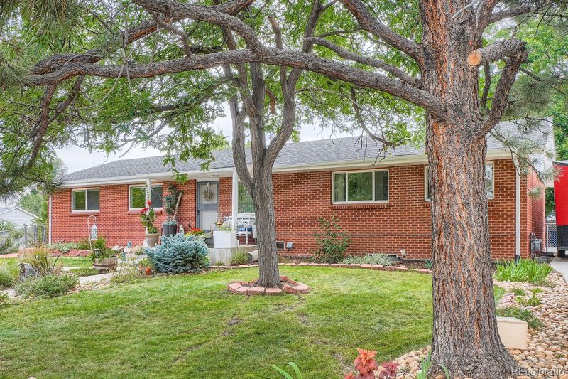 355 Gray St, Lakewood, CO 80226