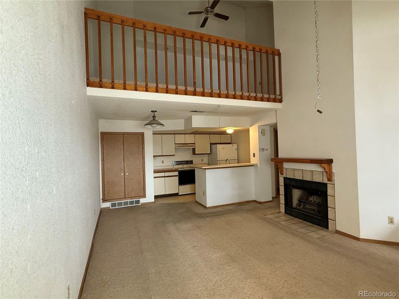 4933 S Carson St #211, Aurora, CO 80015