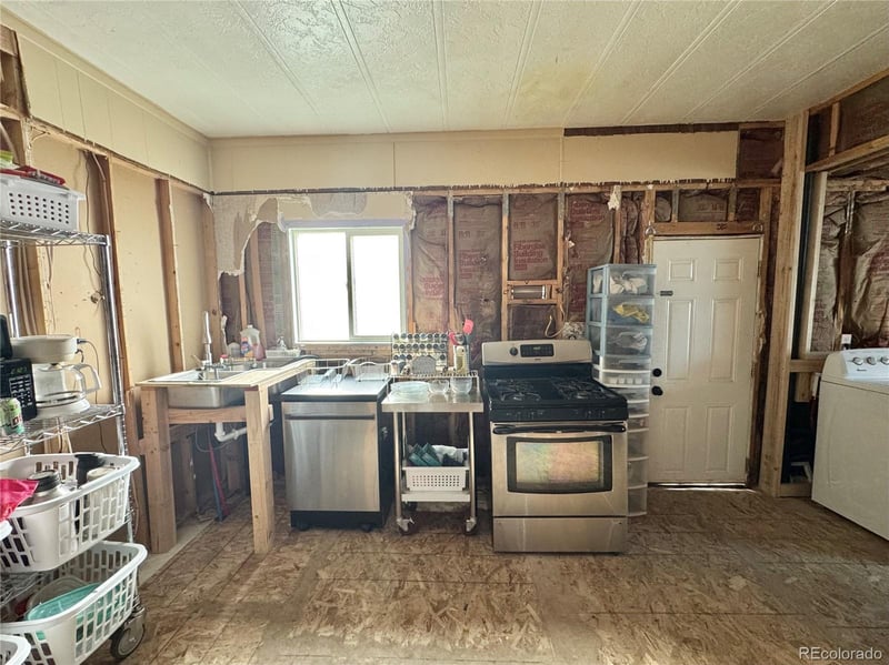 2710 Warbler St Lot 222, Denver, CO 80260