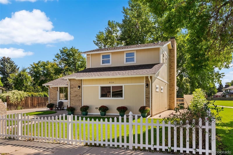 9734 W 75th Way, Arvada, CO 80005
