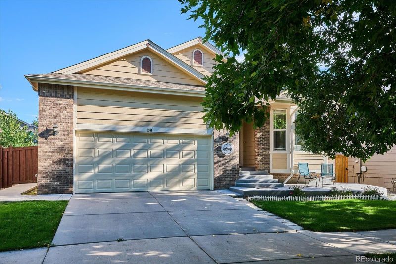 6581 W Alamo Dr, Littleton, CO 80123