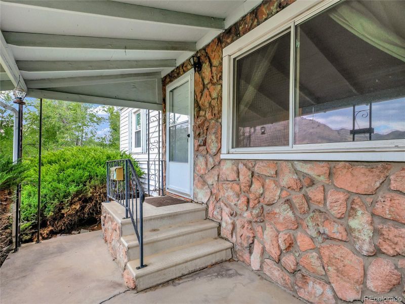 209 Washington Ave, Golden, CO 80403