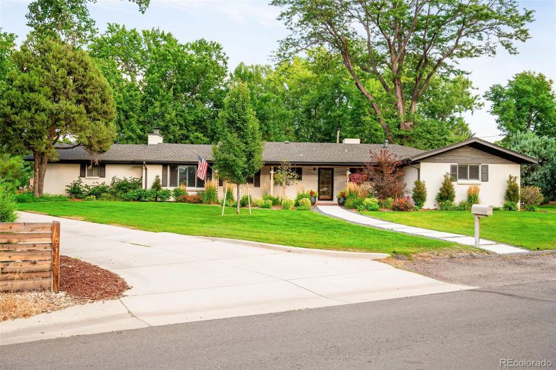 3170 Crabapple Rd, Golden, CO 80401