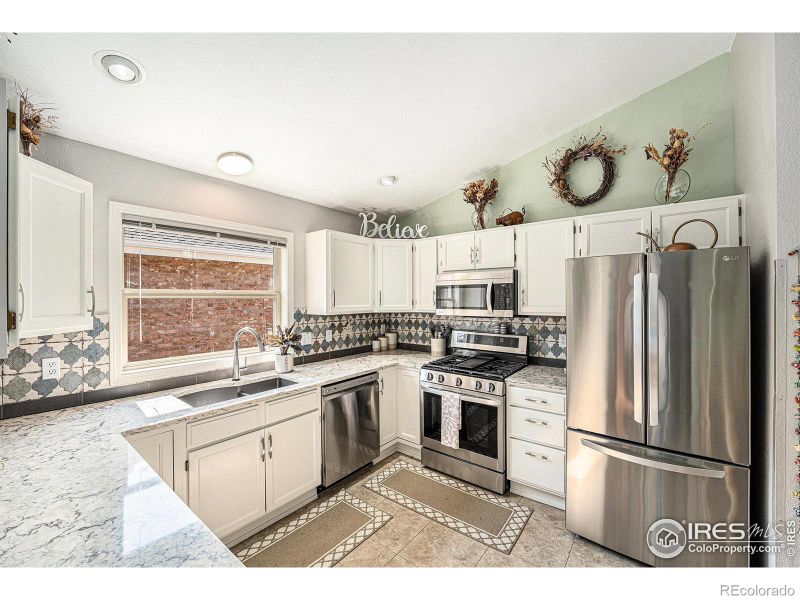 712 Wade Rd, Longmont, CO 80503