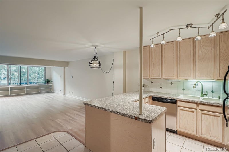 800 N Washington St #403, Denver, CO 80203