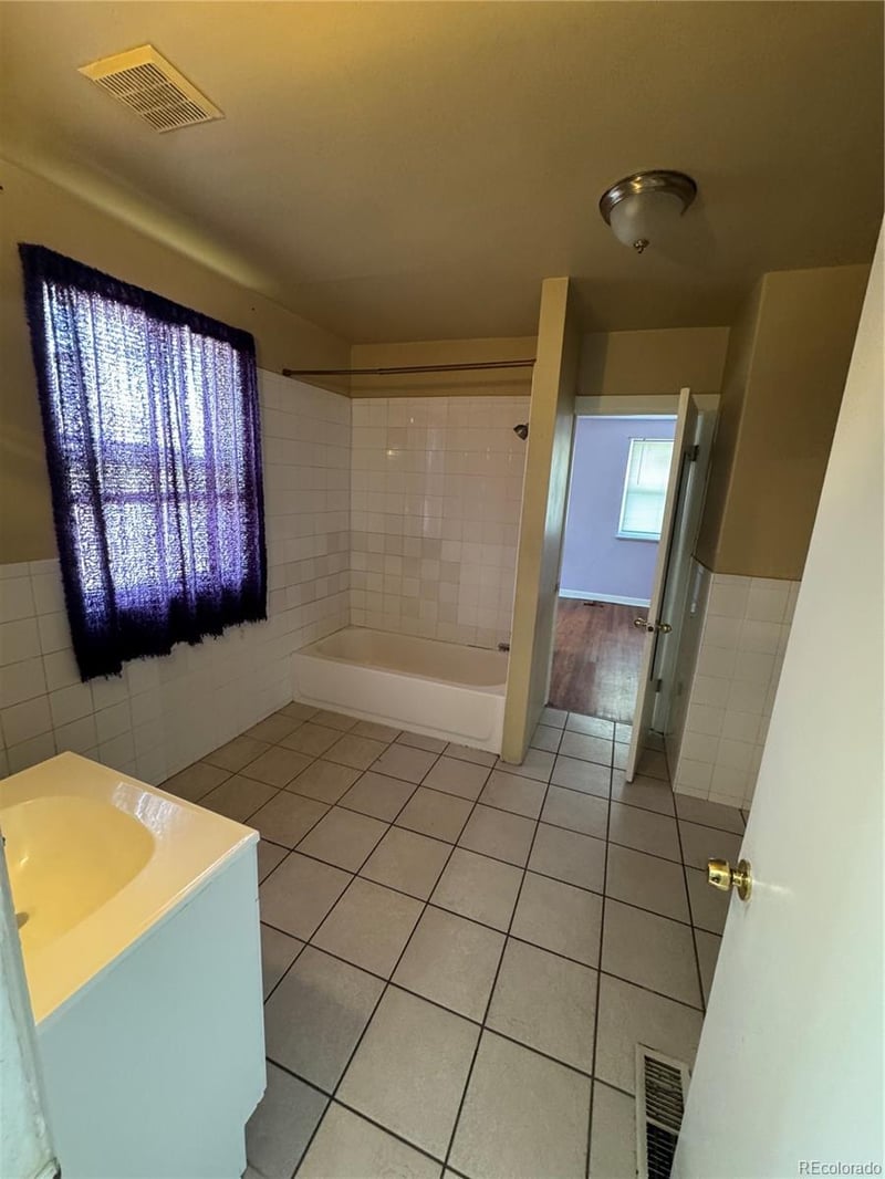 1845 S Federal Blvd, Denver, CO 80219