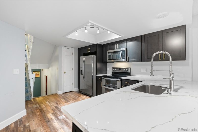 1470 S Quebec Way #261, Denver, CO 80231