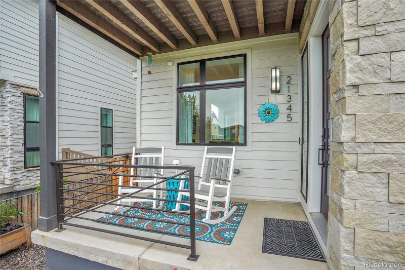 21345 E 59th Dr, Aurora, CO 80019