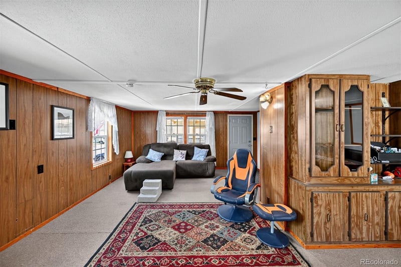 9061 Rampart St, Denver, CO 80260