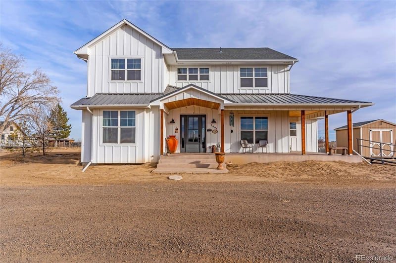 1696 N 42nd Ln, Avondale, CO 81022