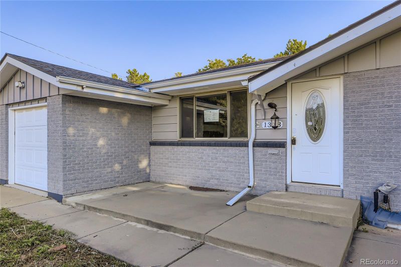 1323 W 103rd Pl, Northglenn, CO 80260