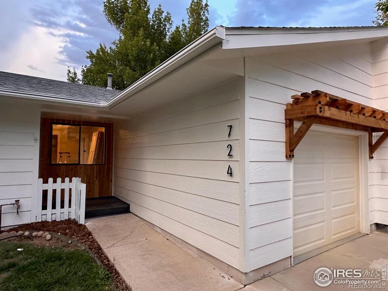 724 Ponderosa Dr, Fort Collins, CO 80521