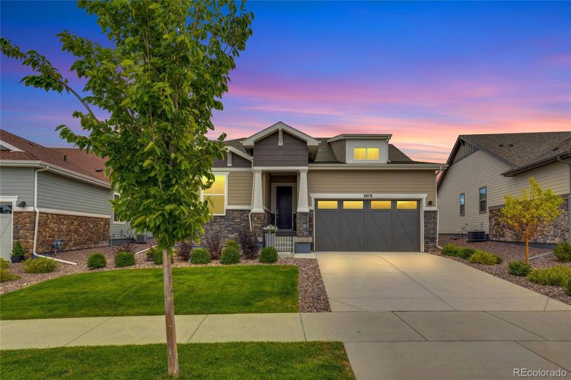 8878 S Riviera Ct, Aurora, CO 80016
