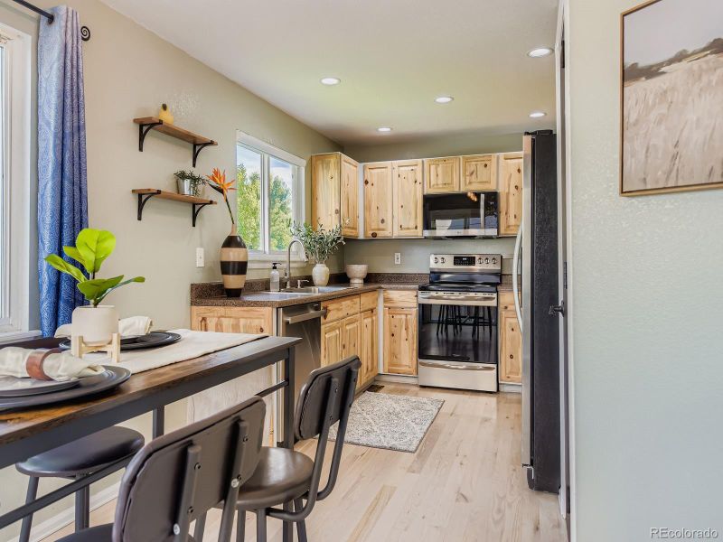 11371 W Parkhill Dr, Littleton, CO 80127