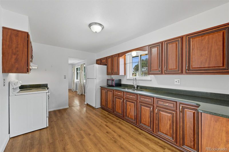 6665 Niagara St, Commerce City, CO 80022
