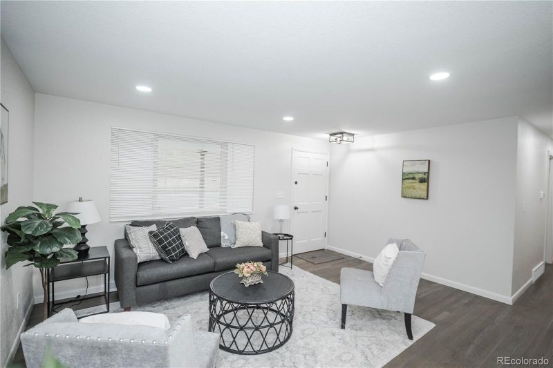 10252 W 69th Ave, Arvada, CO 80004