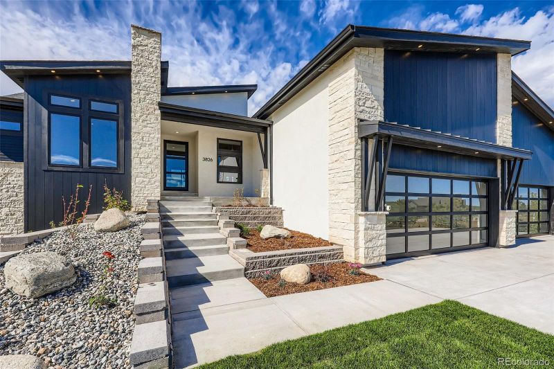 3826 Pinehurst Cir, Colorado Springs, CO 80908
