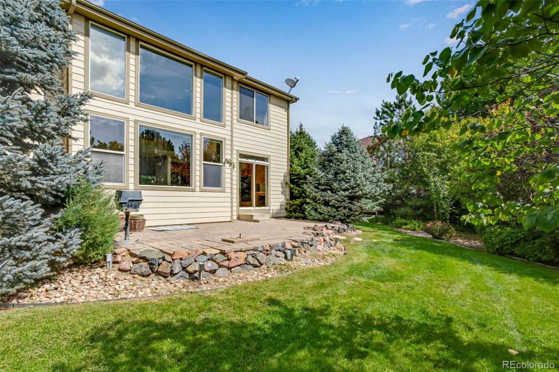 2692 Pearl Howlett Rd, Longmont, CO 80504