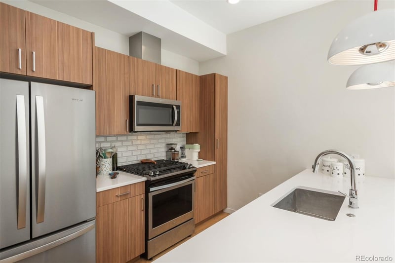 910 W 40th Ave, Denver, CO 80211