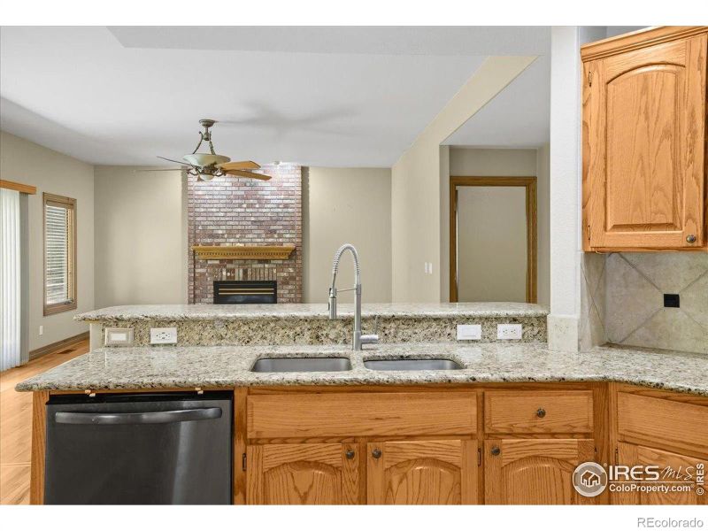 8245 Benson Ct, Fort Collins, CO 80525