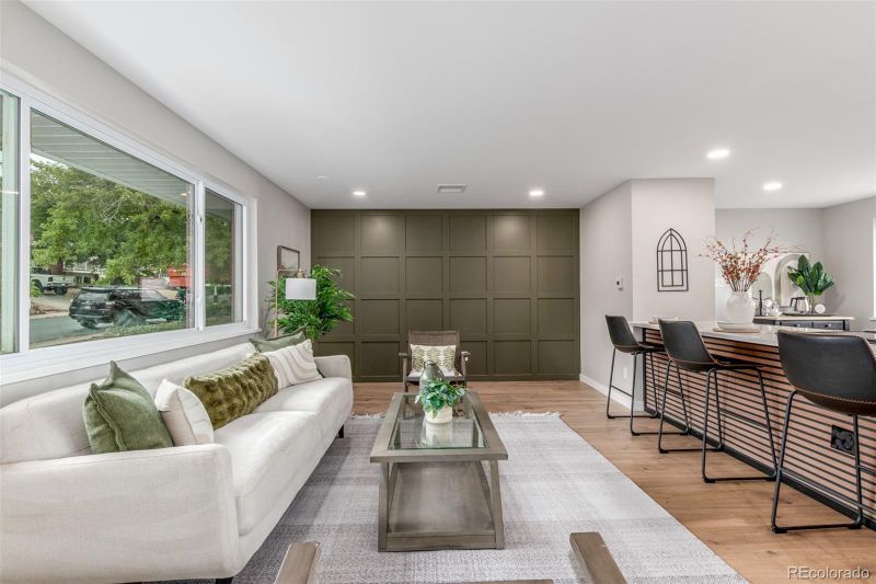 972 S Beech St, Lakewood, CO 80228