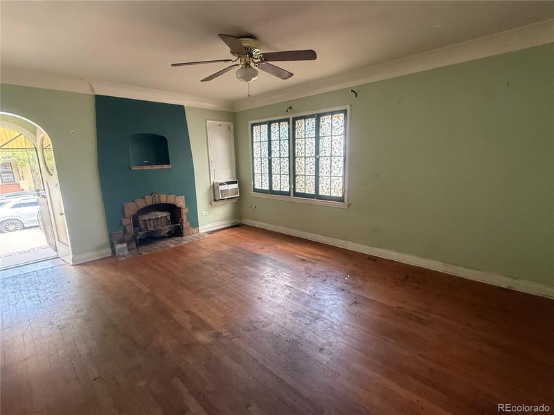 955 Jackson St, Denver, CO 80206