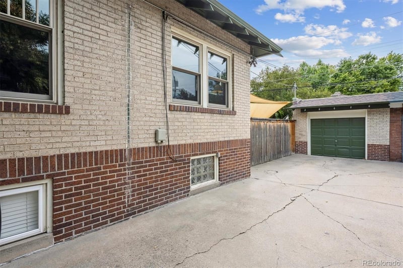 925 Adams St, Denver, CO 80206