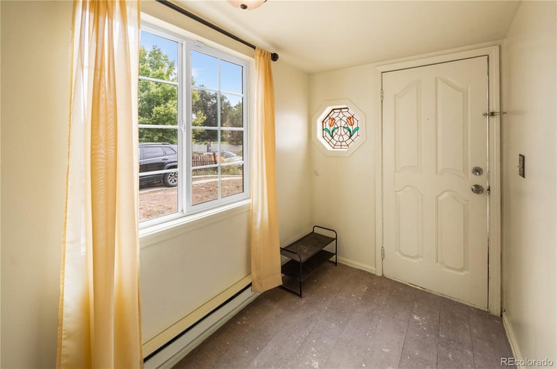 1519 W Alaska Pl, Denver, CO 80223