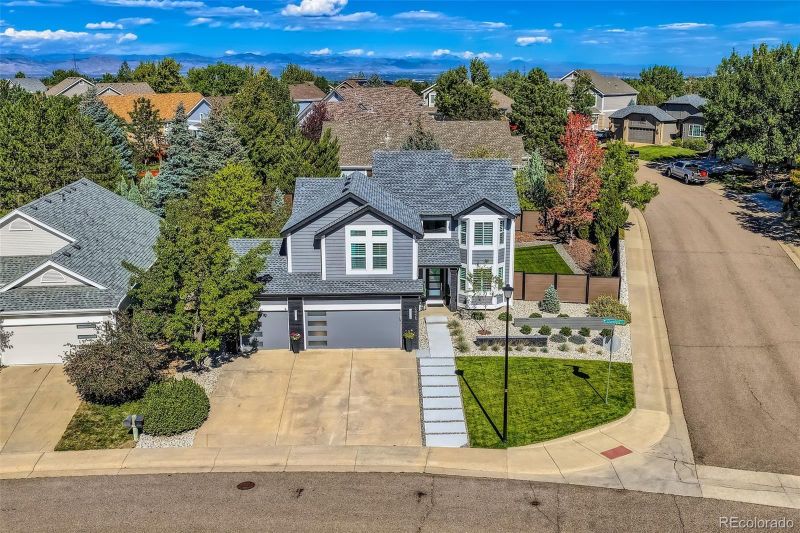 10225 Dunsford Dr, Lone Tree, CO 80124