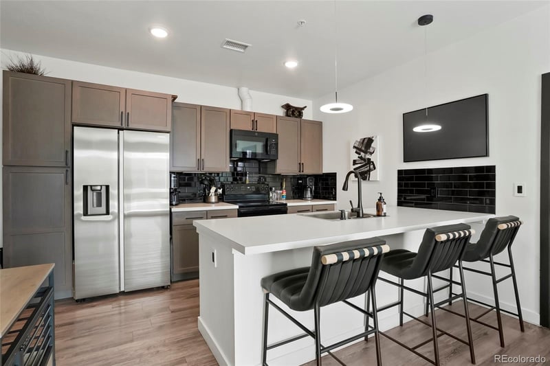 8475 E 36th Ave #217, Denver, CO 80238