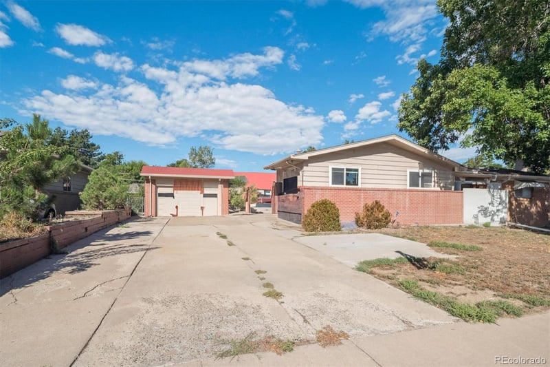 1515 S Monaco Pw, Denver, CO 80224